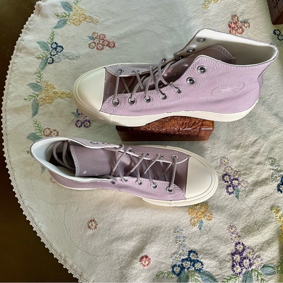 Converse Chuck Taylor AllStar Lift Platform HighTops. Lucid Lilac. Size 10 - Picture 5 of 15